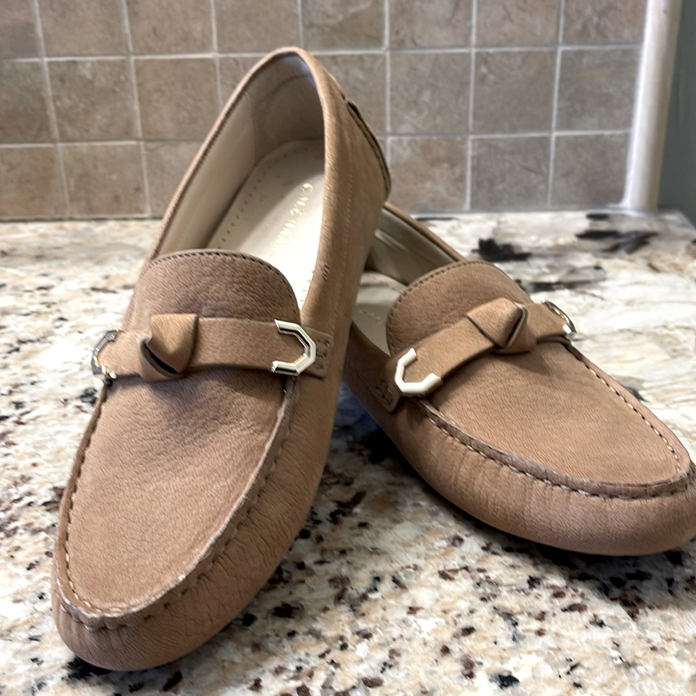 Cole Haan Evelyn Bow suede loafers size 8 M, NWOT